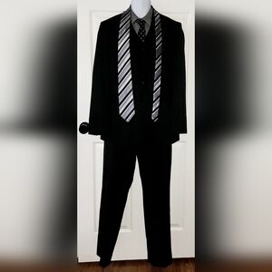 Men's Express Suit